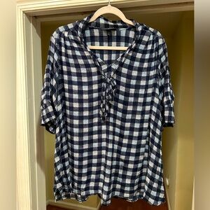 Pretty dark blue checked EUC Lane Bryant blouse, size 20